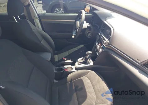 2019 Hyundai Elantra Se from USA, damaged, VIN 5NPD74LFXKH455948